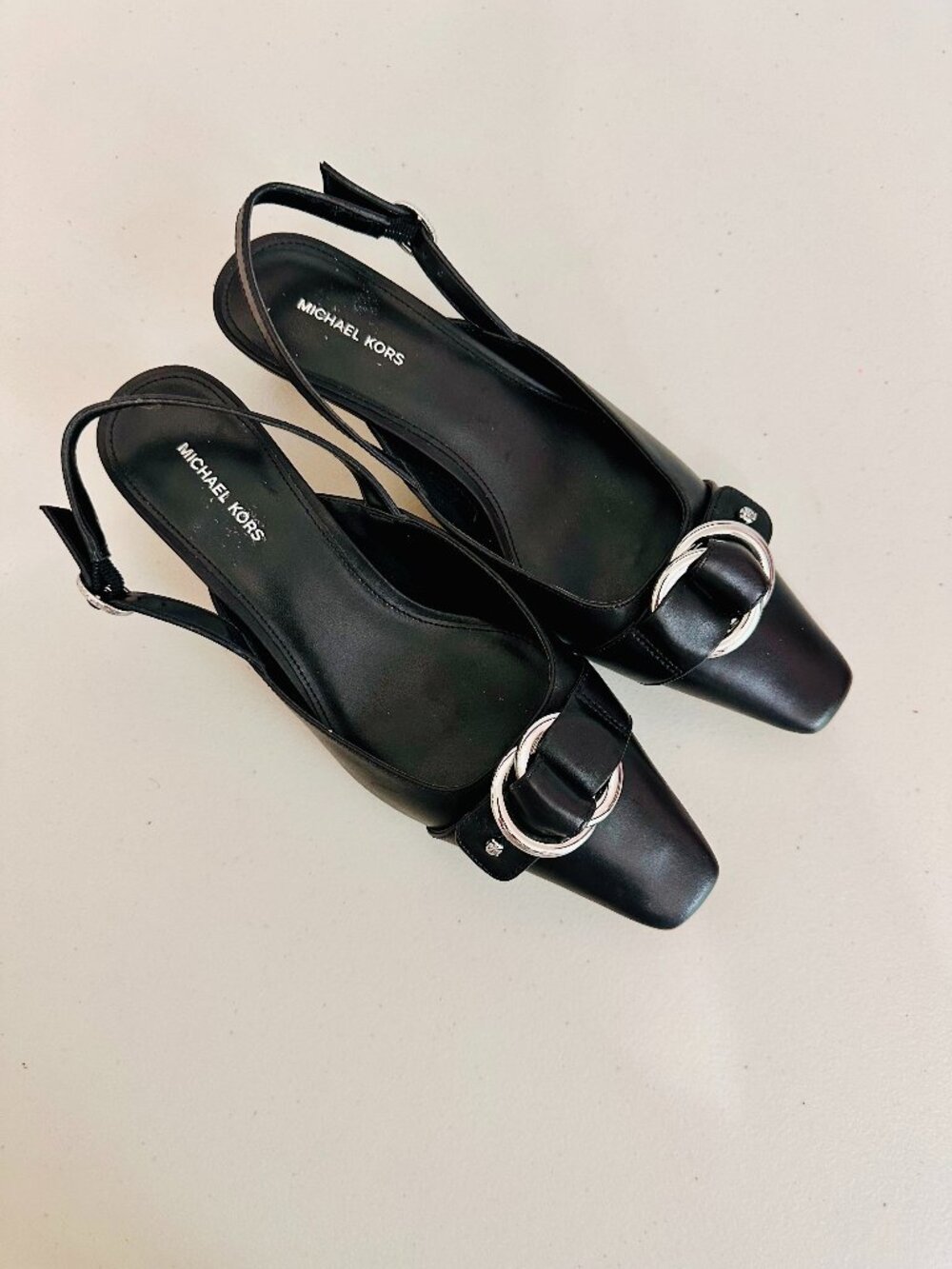 NEW MICHAEL KORS BLACK LEATHER SLINGBACK BUCKLE KITTEN HEELS SANDALS 6.5M